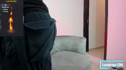 angel_kyrozz online show from 06-24-26, 07:02