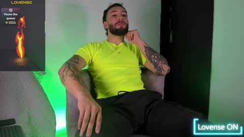 angel_kyrozz online show from 06-25-26, 07:07