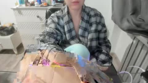 Snapshot of angel_lee__ chatting on 01-08-25, 11:43 angel_lee__ online show from 01-08-25, 11:43