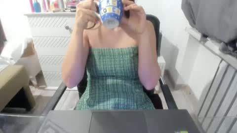 Snapshot of angel_lee__ chatting on 01-19-25, 04:54 angel_lee__ online show from 01-19-25, 04:54