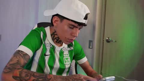 angel_luna0 online show from 06-03-26, 04:26