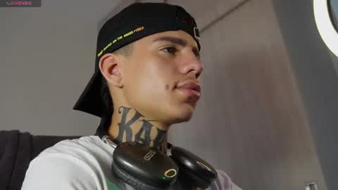 angel_luna0 online show from 06-19-26, 02:54