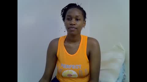 Snapshot of angel_mia5 chatting on 12-01-25, 10:09 angel_mia5 online show from 12-01-25, 10:09