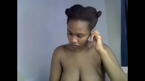 angel_mia5 online show from 04-29-26, 07:23