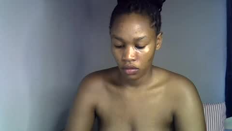 Snapshot of angel_mia5 chatting on 06-13-26, 08:12 angel_mia5 online show from 06-13-26, 08:12