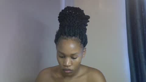 Snapshot of angel_mia5 chatting on 06-28-26, 10:32 angel_mia5 online show from 06-28-26, 10:32