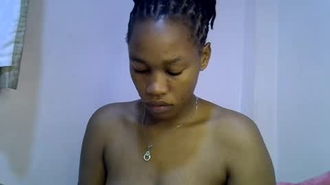 Snapshot of angel_mia5 chatting on 07-30-26, 02:32 angel_mia5 online show from 07-30-26, 02:32