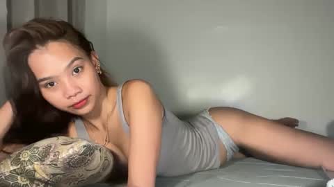 angel_petite07 online show from 04-06-26, 06:03