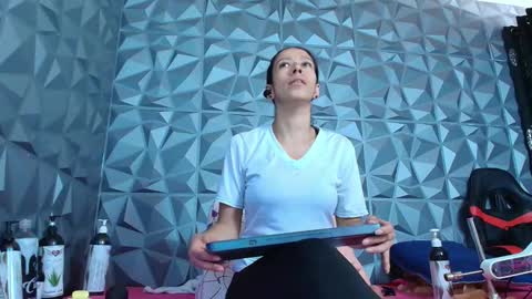 angel red77 online show from 02-07-26, 07:06