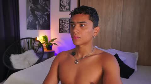 Snapshot of angel_rushx chatting on 07-21-26, 02:08 Angel online show from 07-21-26, 02:08