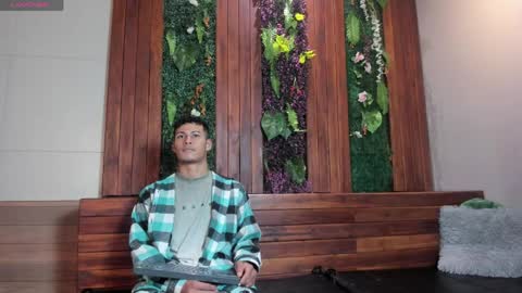 Angel  online show from 04-07-26, 11:32