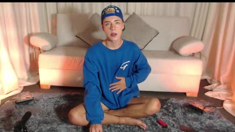 Angel online show from 02-28-25, 12:21