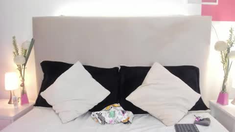 Snapshot of angel_velvet_ chatting on 03-20-26, 10:36 angel_velvet_ online show from 03-20-26, 10:36