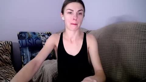 Zoe online show from 12-08-24, 01:25