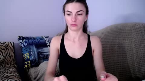 Zoe online show from 01-11-25, 12:18