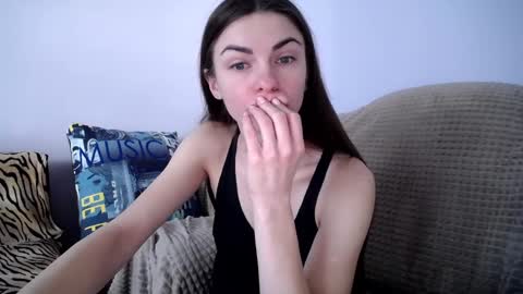 Zoe online show from 03-07-25, 09:18