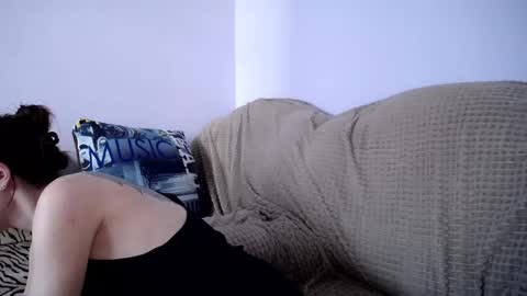 Zoe online show from 03-10-25, 12:37