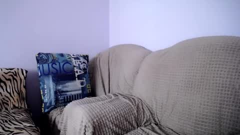 Zoe online show from 10-07-25, 08:33