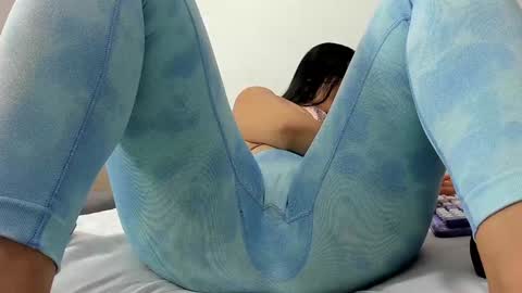 Snapshot of angela_lia_ chatting on 01-27-25, 02:46 Angela online show from 01-27-25, 02:46