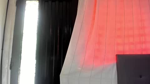 angela_nix online show from 11-06-25, 05:25