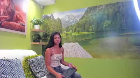 Snapshot of angela_rendon chatting on 06-14-26, 10:50 angela_rendon online show from 06-14-26, 10:50