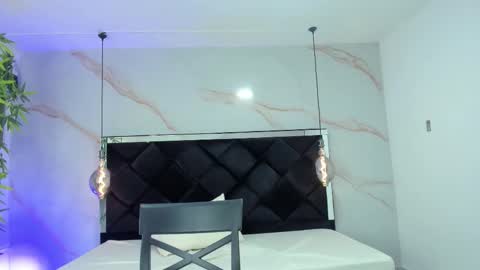 Snapshot of angelaa_cute chatting on 10-10-25, 12:15 ANGELA online show from 10-10-25, 12:15