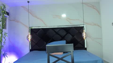 Snapshot of angelaa_cute chatting on 10-11-25, 12:36 ANGELA online show from 10-11-25, 12:36