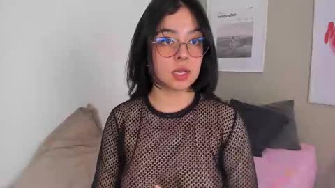 Angela online show from 10-01-25, 04:18