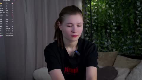 Snapshot of angelabalay chatting on 02-27-26, 12:49 Mary online show from 02-27-26, 12:49