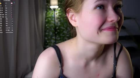 Snapshot of angelabalay chatting on 03-10-26, 01:05 Mary online show from 03-10-26, 01:05