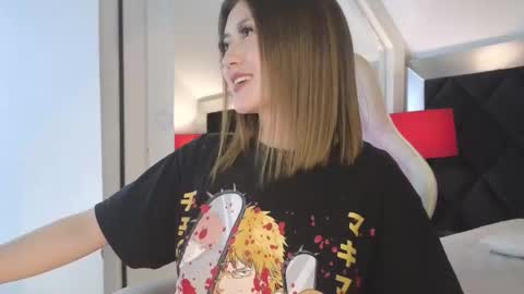 Snapshot of angelacastle chatting on 10-13-25, 03:34 Angela Castle online show from 10-13-25, 03:34