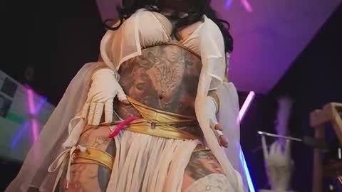 angelacianuro_ online show from 10-10-25, 02:54