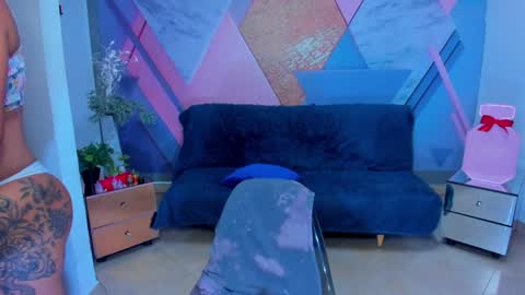 Angela online show from 01-16-25, 05:32