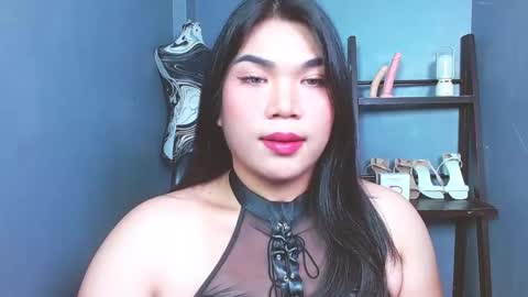 Angela online show from 05-05-26, 01:57