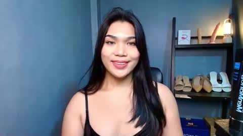 Angela online show from 07-23-26, 11:57