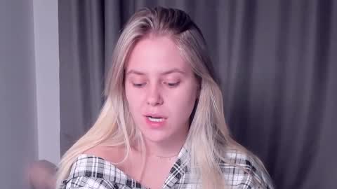 Snapshot of angelanty chatting on 10-05-25, 03:10 Darsi Anty online show from 10-05-25, 03:10