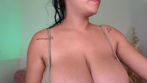 Angela Big boobs White online show from 02-13-25, 10:34