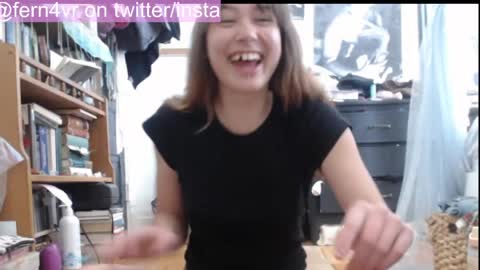 Snapshot of angelbabyvictoria chatting on 03-10-26, 10:48 Fern4Ever online show from 03-10-26, 10:48