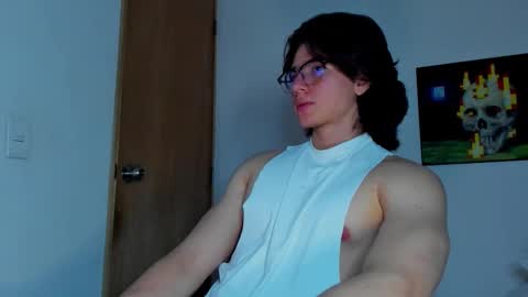 Angel Bennet online show from 11-12-25, 10:41