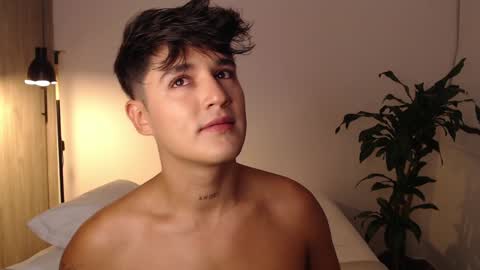 Snapshot of angelcossio chatting on 01-19-25, 01:53 Angel online show from 01-19-25, 01:53