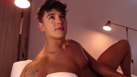 Snapshot of angelcossio chatting on 03-02-25, 08:18 Angel online show from 03-02-25, 08:18