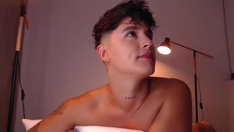 Snapshot of angelcossio chatting on 03-03-25, 11:14 Angel online show from 03-03-25, 11:14