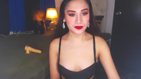 Snapshot of angelcumfallen chatting on 12-30-24, 11:59 Angel online show from 12-30-24, 11:59