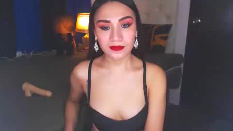 Snapshot of angelcumfallen chatting on 01-03-25, 02:40 Angel online show from 01-03-25, 02:40