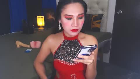 Snapshot of angelcumfallen chatting on 01-19-25, 11:43 Angel online show from 01-19-25, 11:43