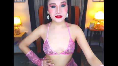 Snapshot of angelcumfallen chatting on 02-01-25, 09:43 Angel online show from 02-01-25, 09:43