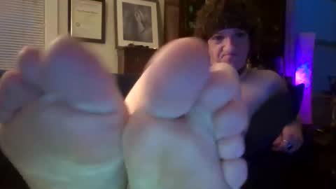 Snapshot of angeldelamatin chatting on 03-06-25, 02:08 Angel of the Morning online show from 03-06-25, 02:08