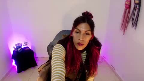 angele online show from 06-16-26, 07:38