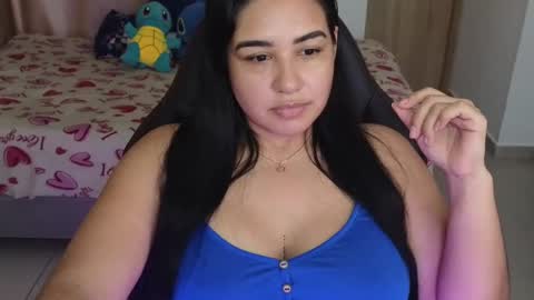 Snapshot of angeleslinda chatting on 02-16-25, 07:27 anastasia online show from 02-16-25, 07:27