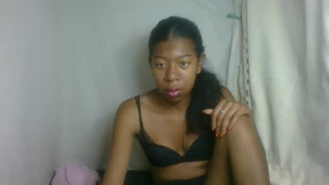 angelette93 online show from 09-16-25, 02:51